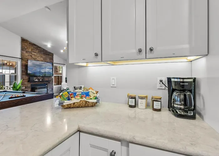 Family Friendly Escape~ Close To Downtown ~airport ~sedona & Grand Canyon