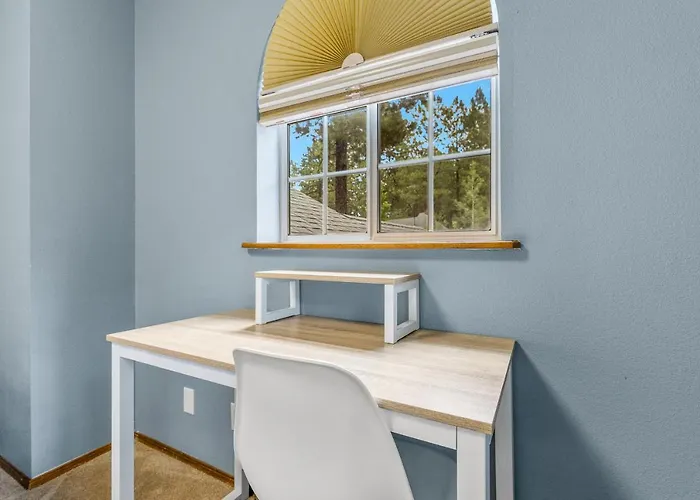 Family Friendly Escape~ Close To Downtown ~airport ~sedona & Grand Canyon Flagstaff